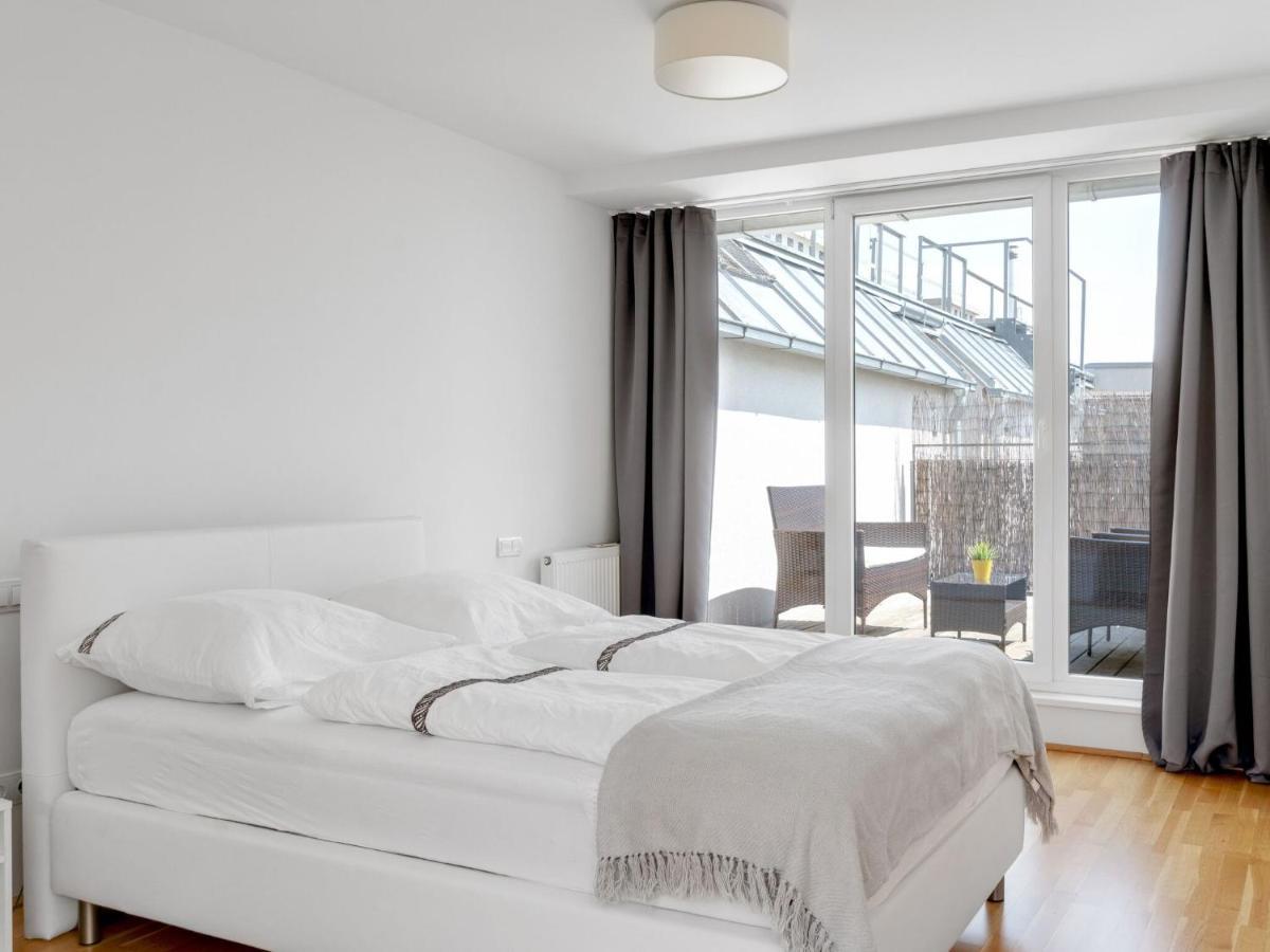 Elegant Apartment In Vienna With Patio Екстериор снимка
