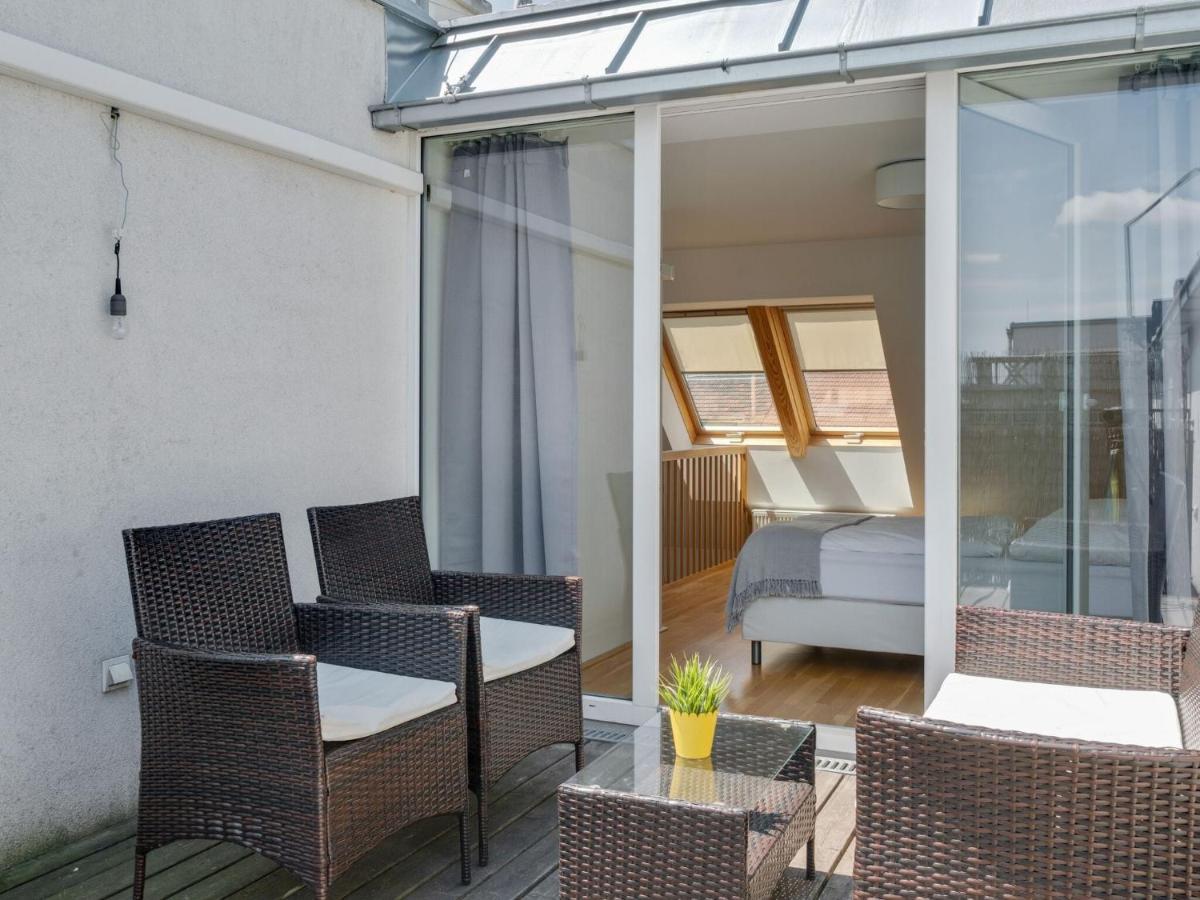 Elegant Apartment In Vienna With Patio Екстериор снимка